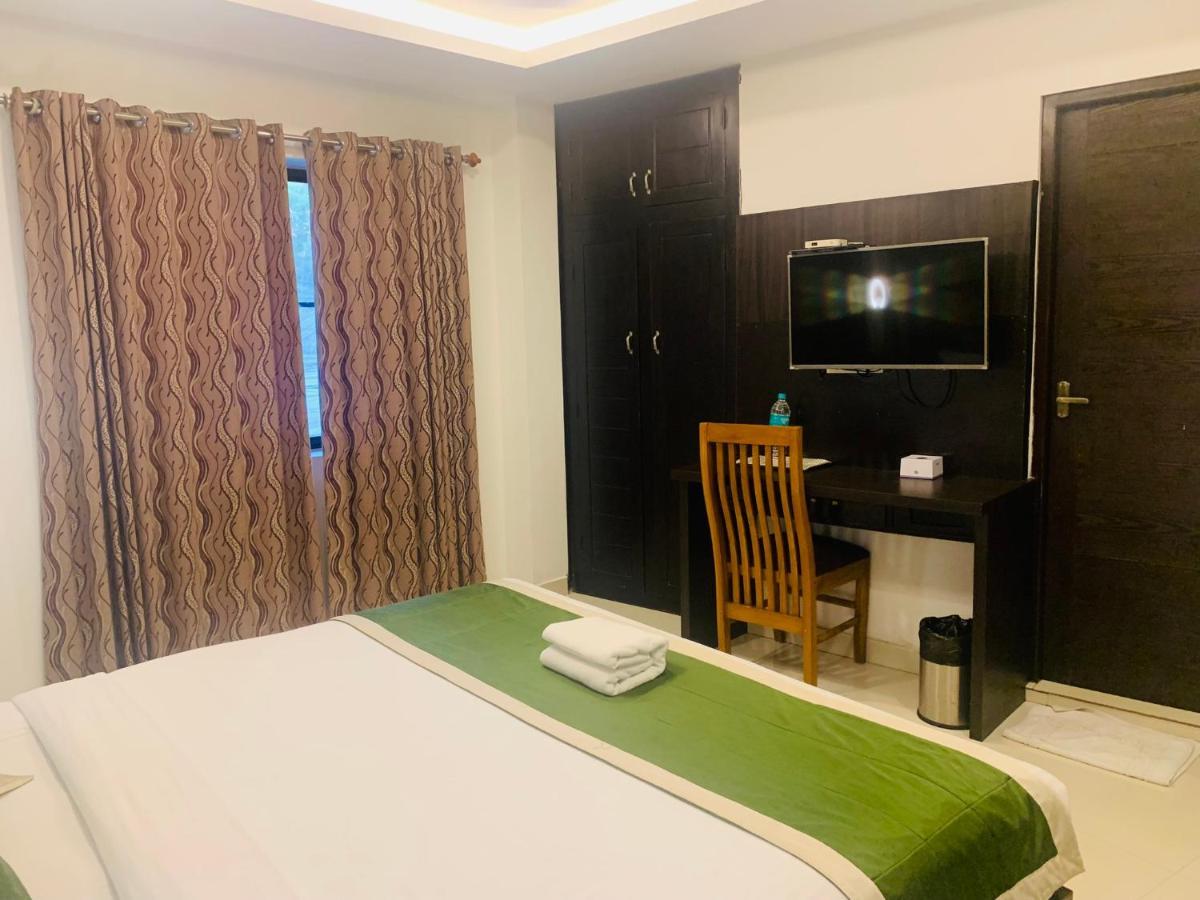 Hotel Greenlife Kochi Exterior foto