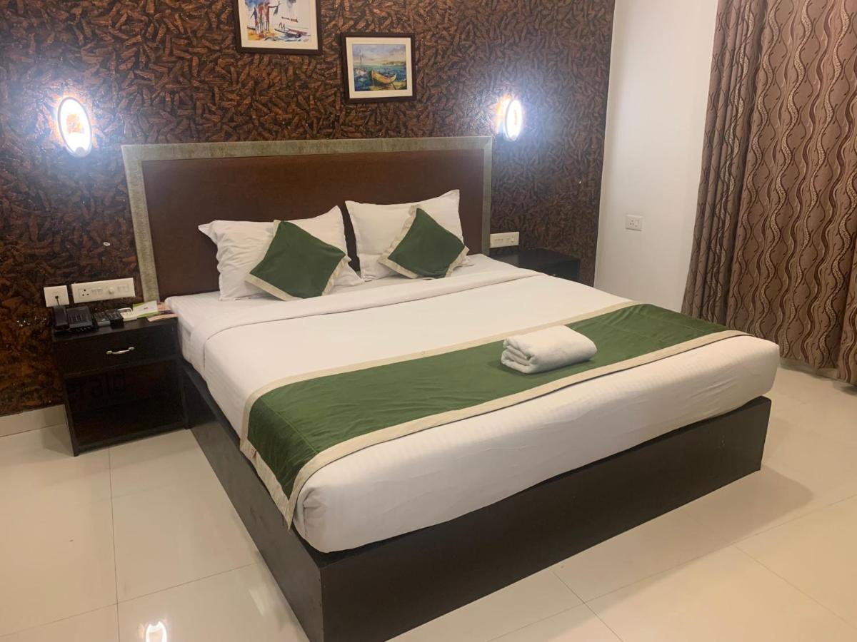 Hotel Greenlife Kochi Exterior foto
